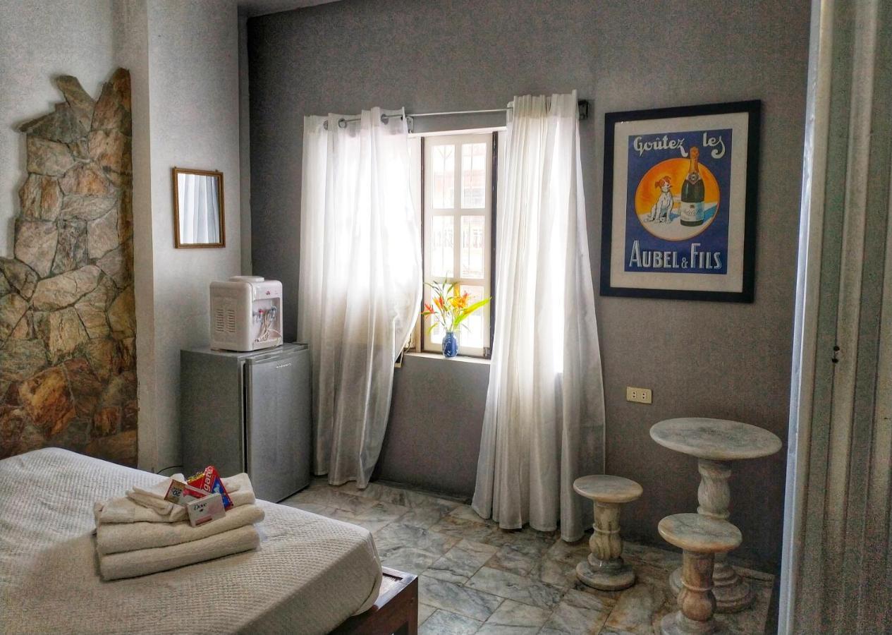 Bed and Breakfast Stone Creek House Romblon Exterior foto